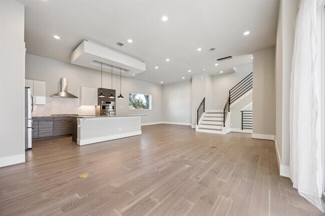 Foto del edificio - 1621 Wheeler Ave