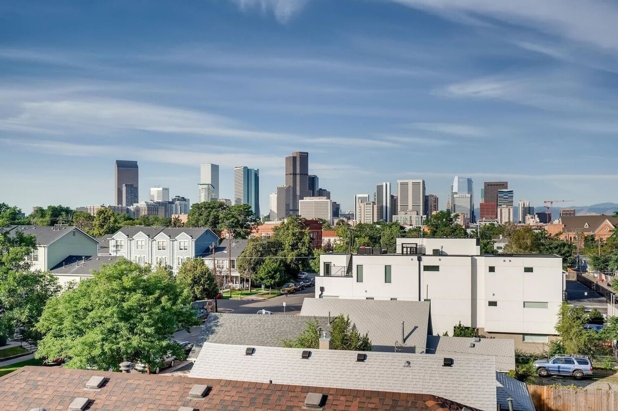 Primary Photo - Charming 3BR Townhome in trendy RiNo neigh...