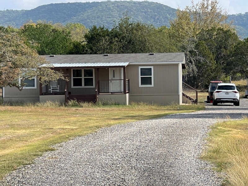 422 Oil Well, Pipe Creek, TX 78063 House Rental in Pipe Creek, TX