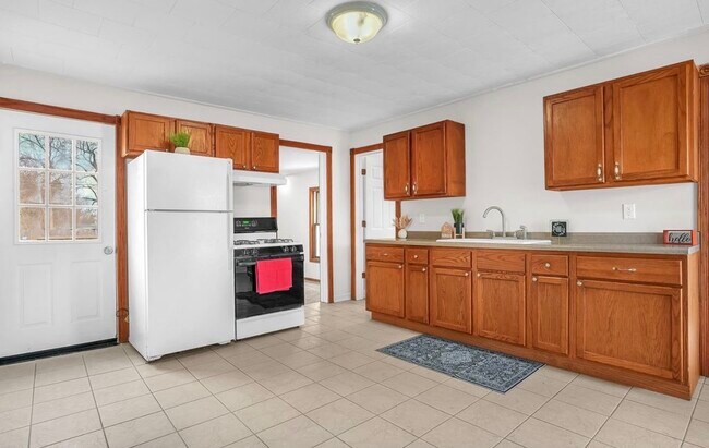 Foto del edificio - 105 E Bates St