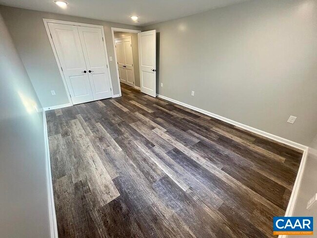 Foto del edificio - 138 Bland Wade Ln