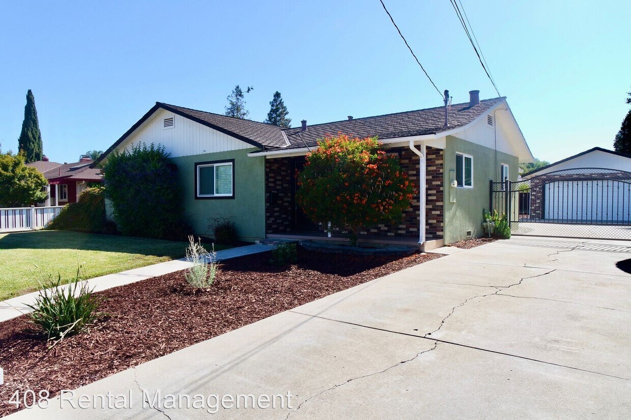 Primary Photo - 3 br, 2 bath House - 374 Hanson Avenue