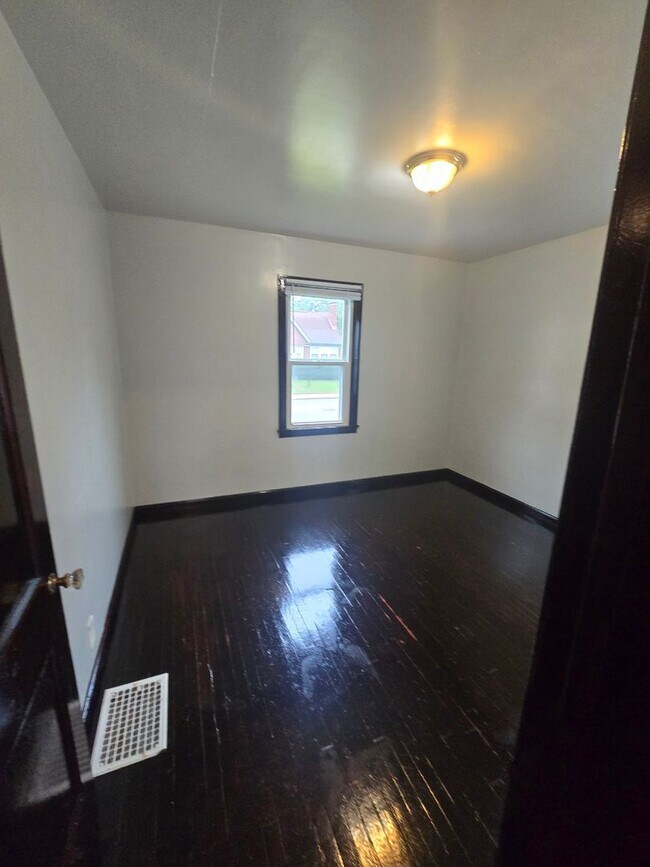 Foto del edificio - 1415 N Concord St