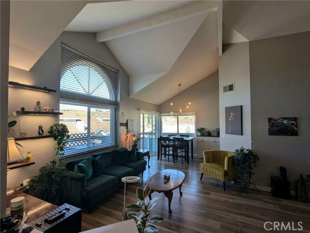 Foto del edificio - 26857 Claudette St