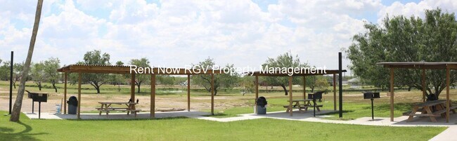 Foto del edificio - 3030 Ashley Pl