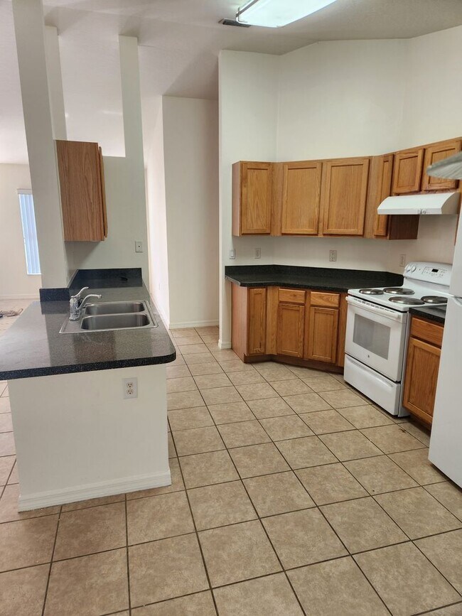Foto del edificio - 3/2/2 home in quiet Sebastian Highlands