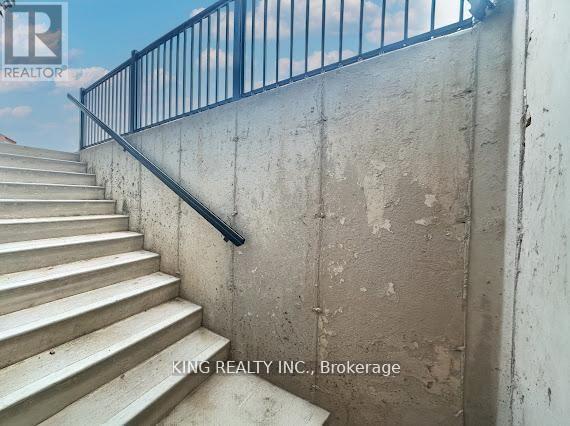 Photo du bâtiment - 7406 Majestic Trl