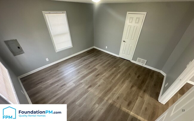 Foto del edificio - 693 Granada Rd