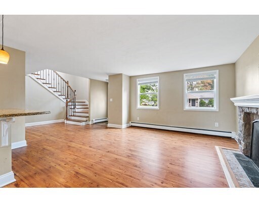 Building Photo - 31 Wethersfield Rd
