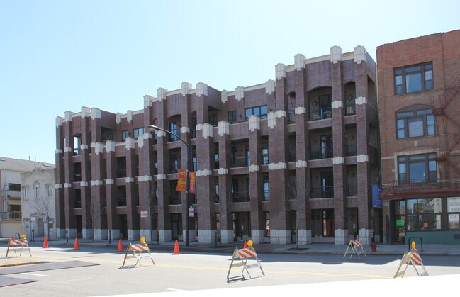 Foto del edificio - 1411-1417 W Chicago Ave