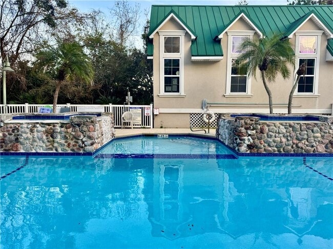 Foto del edificio - 156 Shady Brook Cir