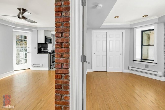 Building Photo - 2 br, 2 bath Apartment - 311 W 97th St