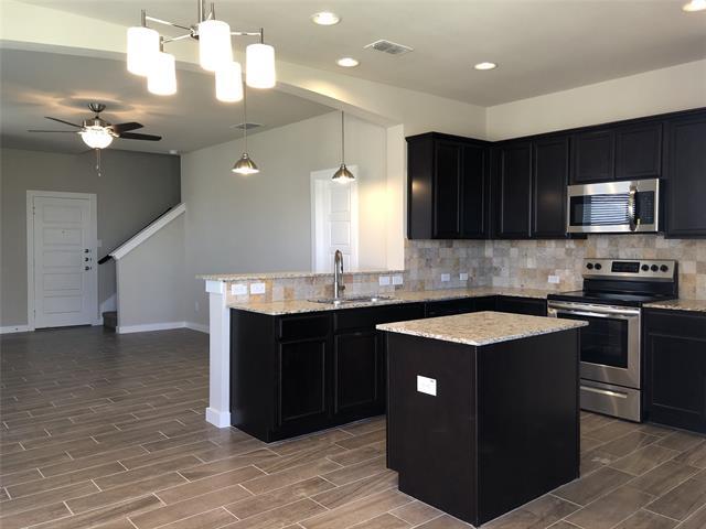 Foto del edificio - 1020 Sierra Vista Ct