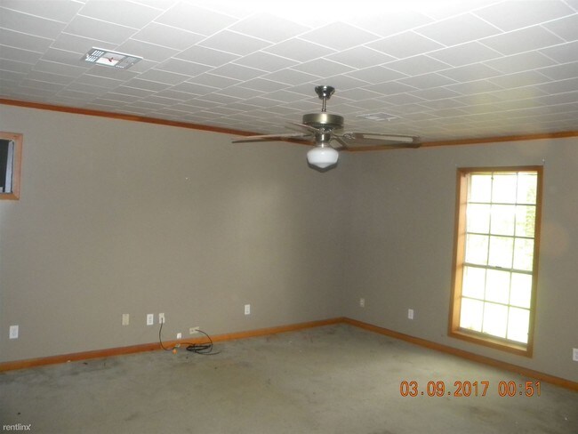 Building Photo - 2026 Gum St
