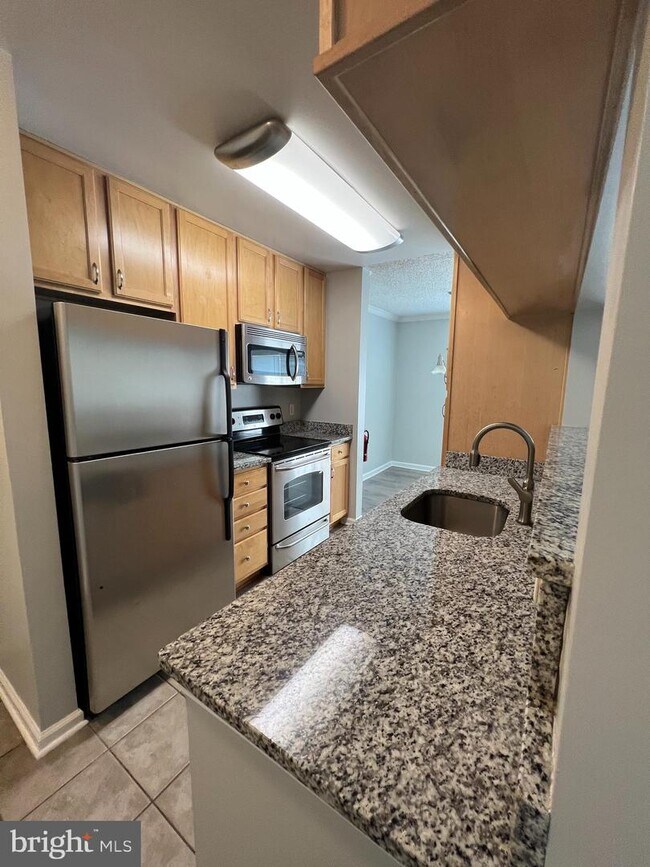 Building Photo - 15597 Horseshoe Ln