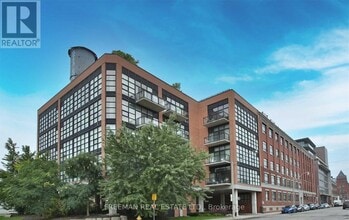 Building Photo - 68 Broadview Ave