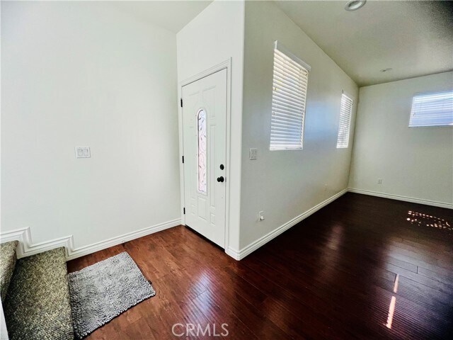 Foto del edificio - 10805 Pine St