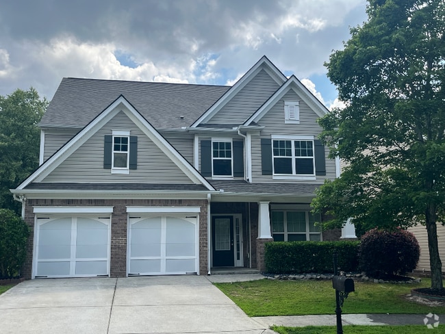 Building Photo - 2501 Southhaven Ln