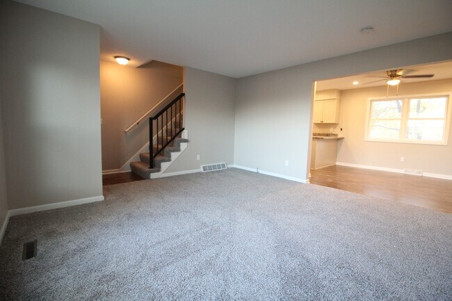 Foto del edificio - 4926 Madison Ave