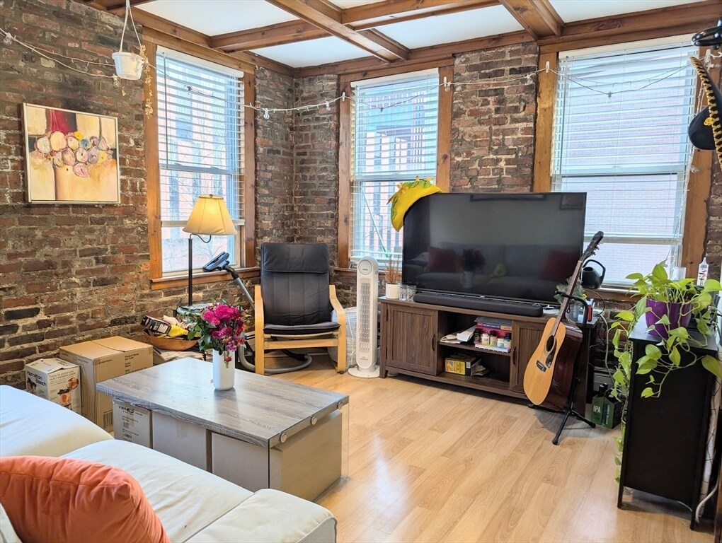Foto principal - 274 Cambridge St