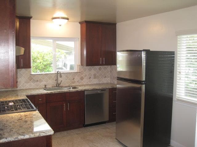 Building Photo - 972 Rose Ave