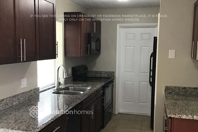 Foto del edificio - 5650 SW 54th Ct