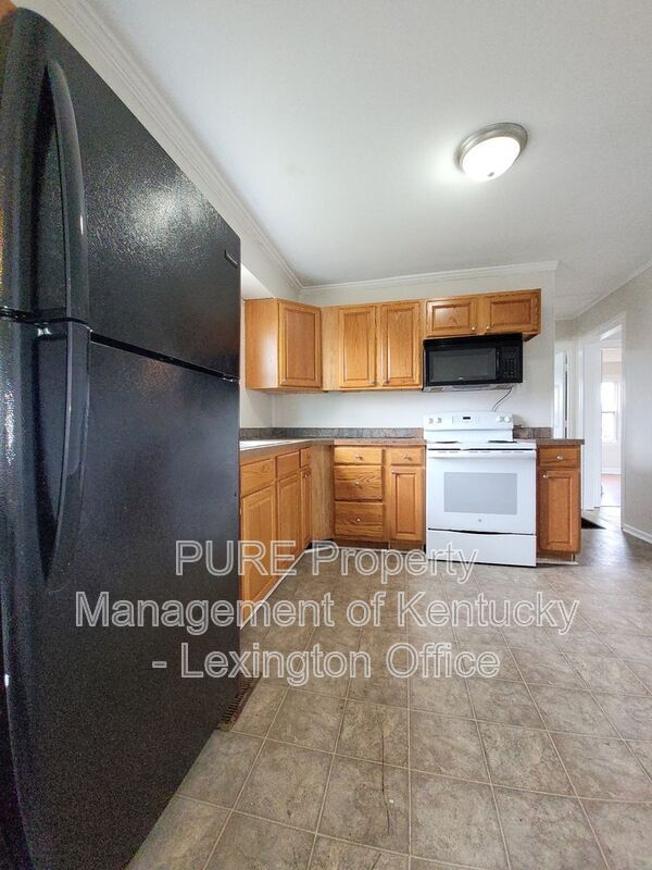 Foto del edificio - 570 Graham Ave