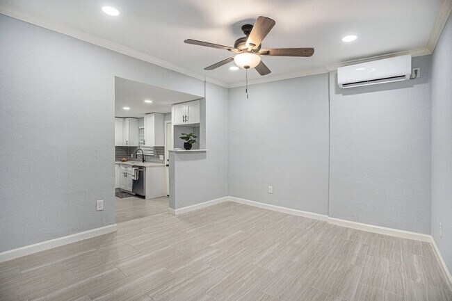 Foto del edificio - 7449 Walker St
