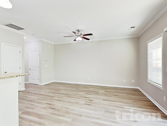 Building Photo - 653 Dawsons Park Wy