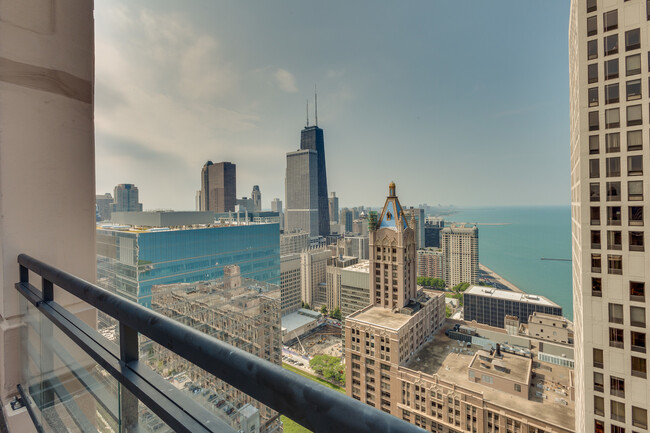 Foto del edificio - 401 E Ontario St