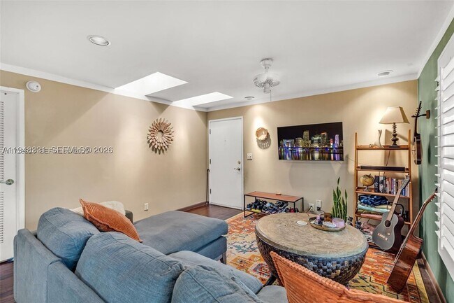 Foto del edificio - 320 SE 10th St
