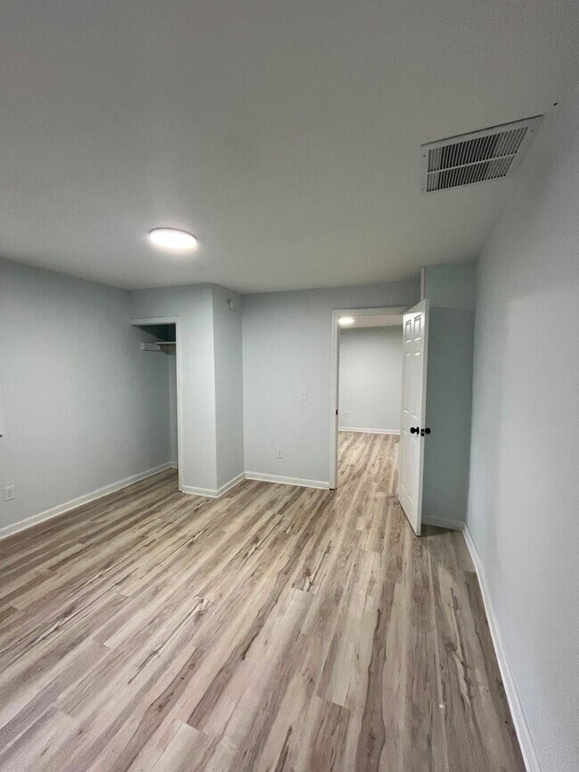 Foto del edificio - 1718 N Lafountain St