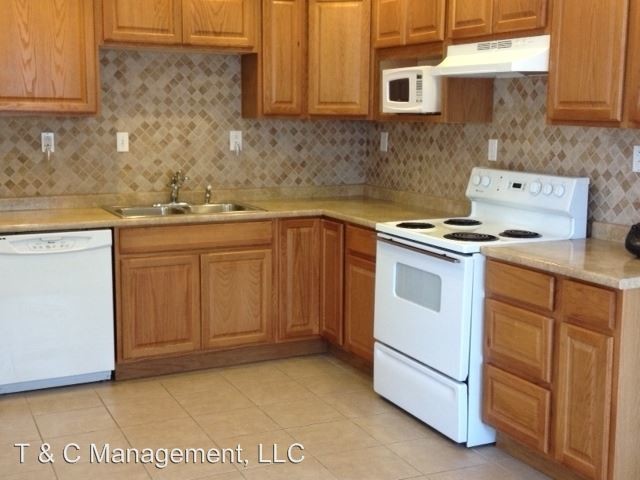 Building Photo - 3 br, 1.5 bath House - 809 Palomas Dr. SE