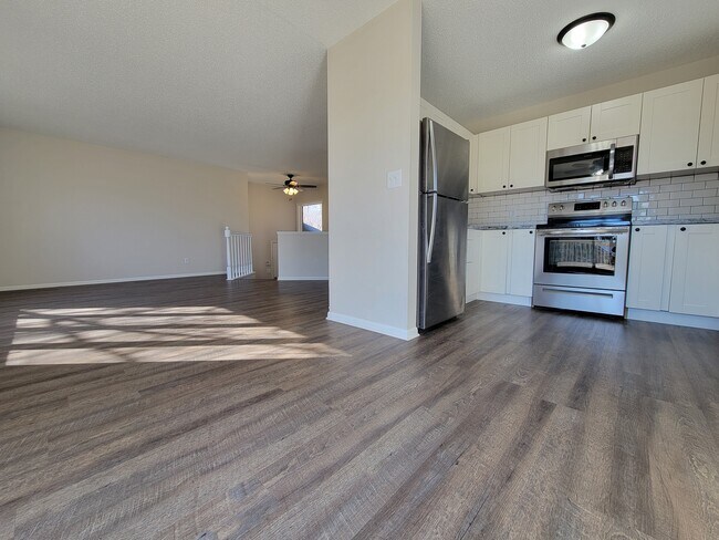Foto del edificio - 3300 Whalers Ln NW