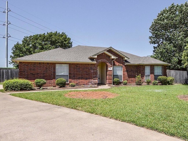 Building Photo - 9 Straight Creek Ct