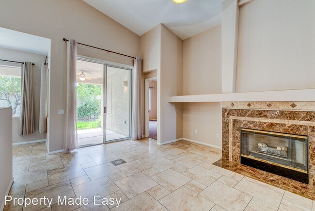 Foto del edificio - 3 br, 2 bath House - 320 Lingering Ln