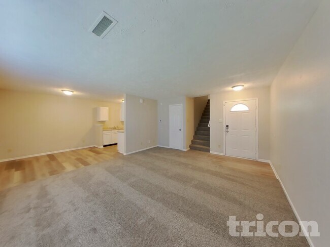 Foto del edificio - 779 Fern St