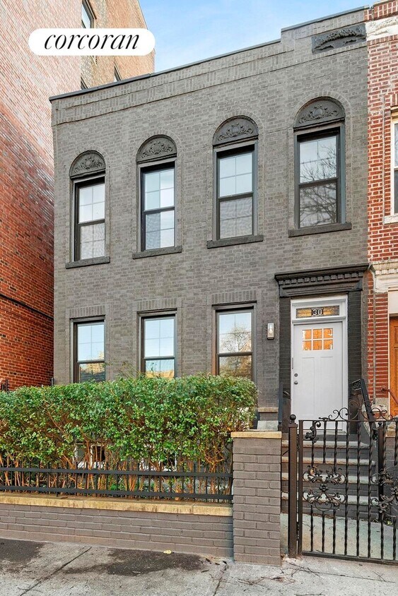 Primary Photo - 30 Lefferts Ave