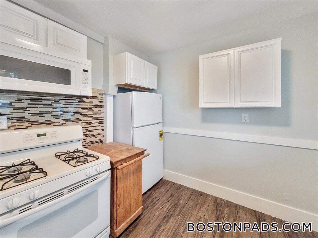 Foto principal - 35 Juniper St