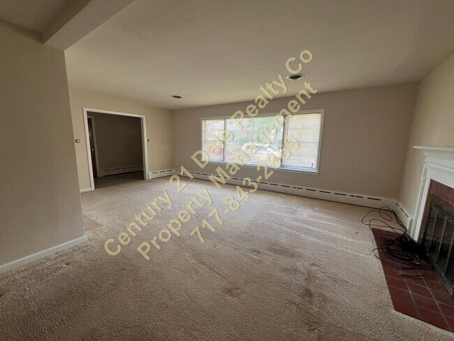 Foto del edificio - 3 BR, 3 Bath home in Red Lion School District