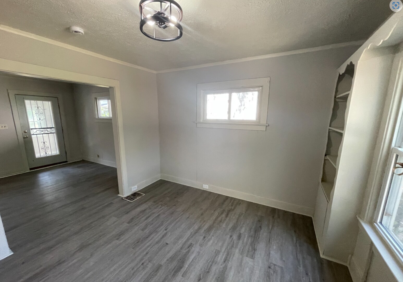 14005 Scioto Ave East Cleveland, OH 44112 – photo 2