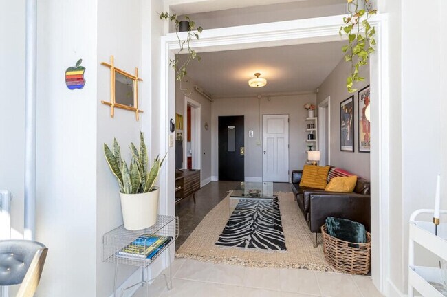 Foto del edificio - 722 18th St