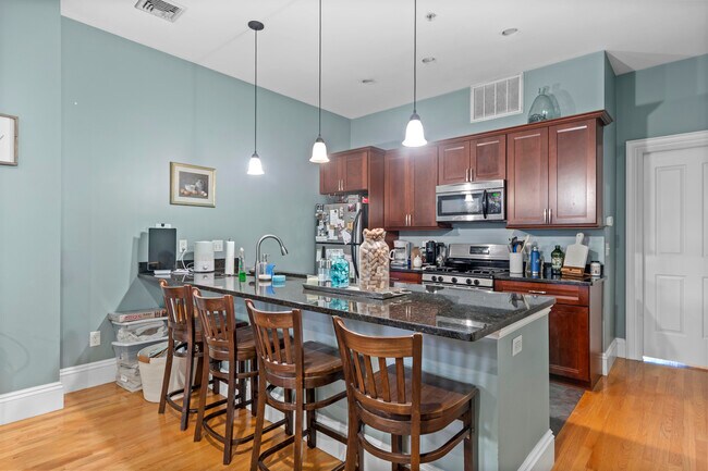 Foto del edificio - 32 Upton St