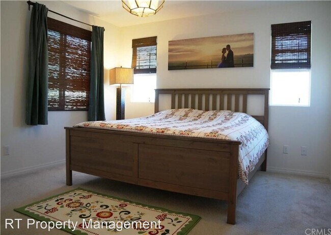 Foto del edificio - 3 br, 3 bath House - 37 Linden Ln