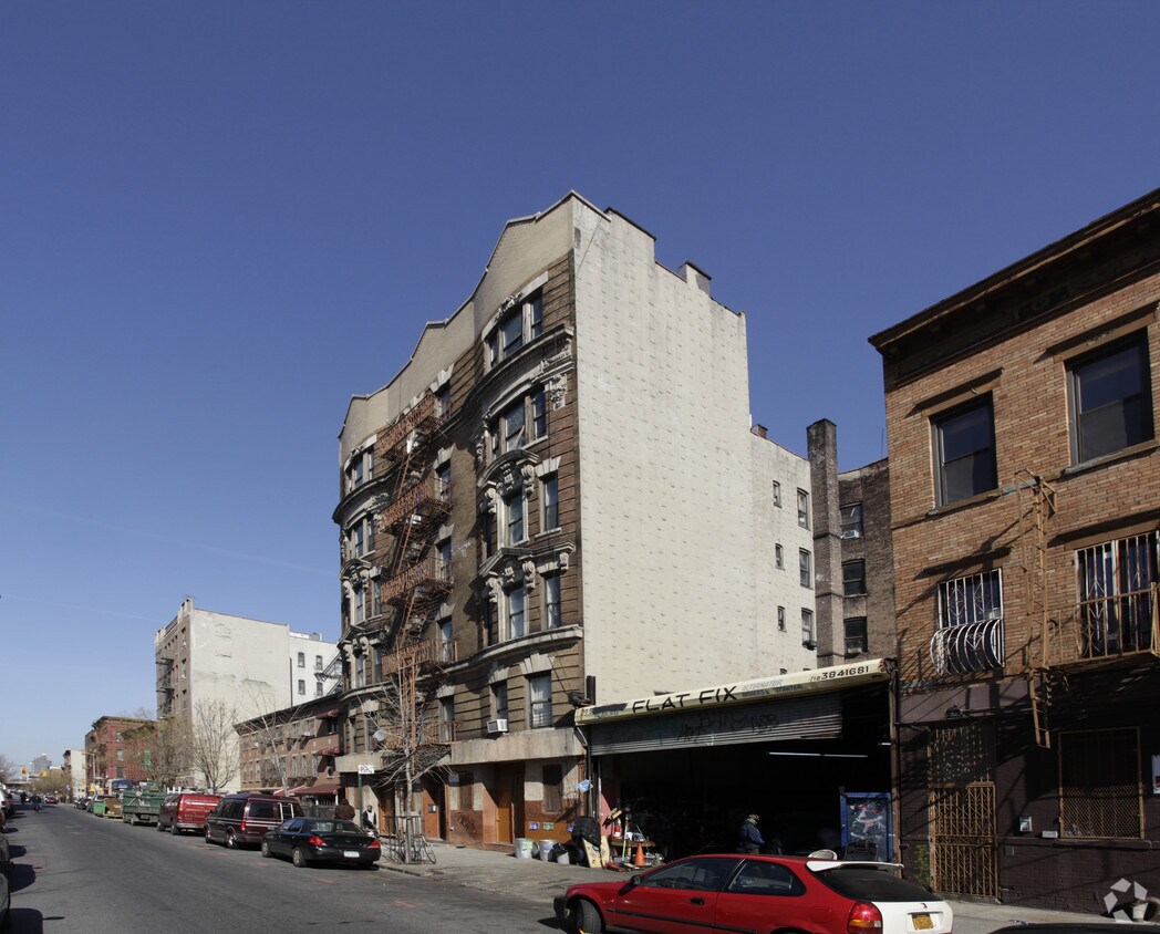 Primary Photo - 387 S 4th St