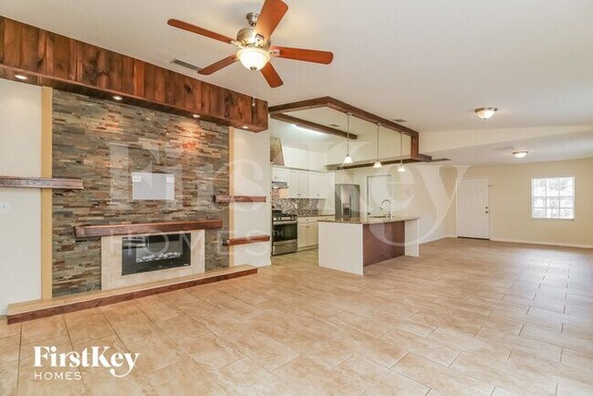 Foto del edificio - 8443 N River Dune St