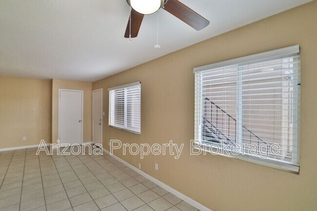 Building Photo - 601 W Rio Salado Pkwy
