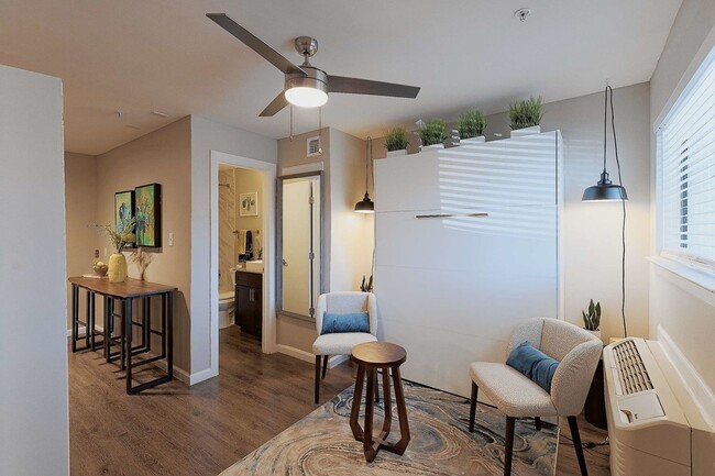 Interior Photo - Hedge Apartments