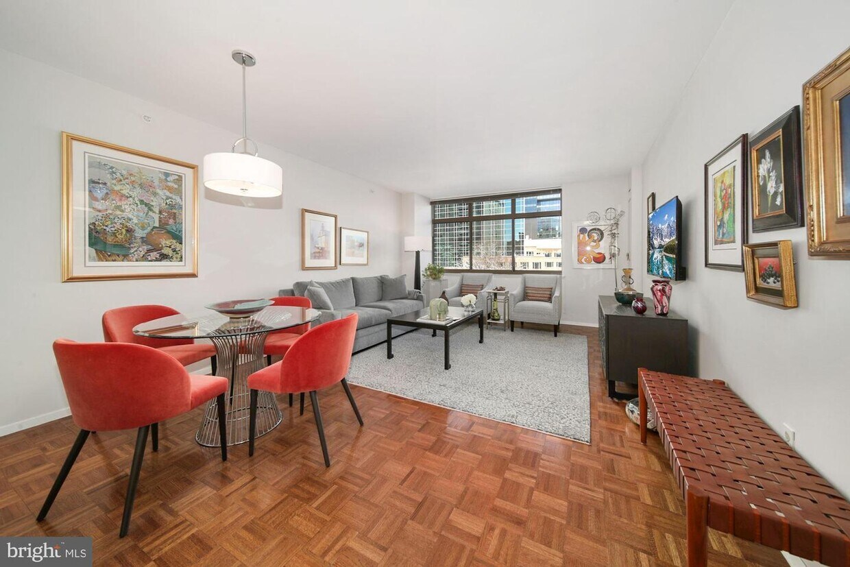 7111 Woodmont Ave Unit 616, Chevy Chase, MD 20815 Condo for Rent in