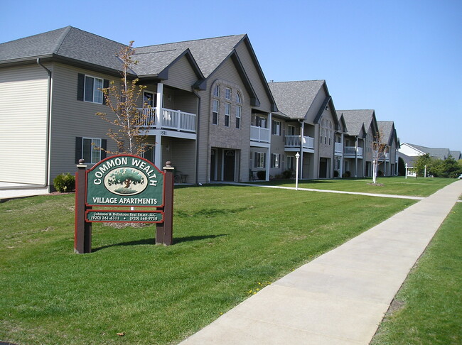 Building Photo - 1521 Commonwealth Dr